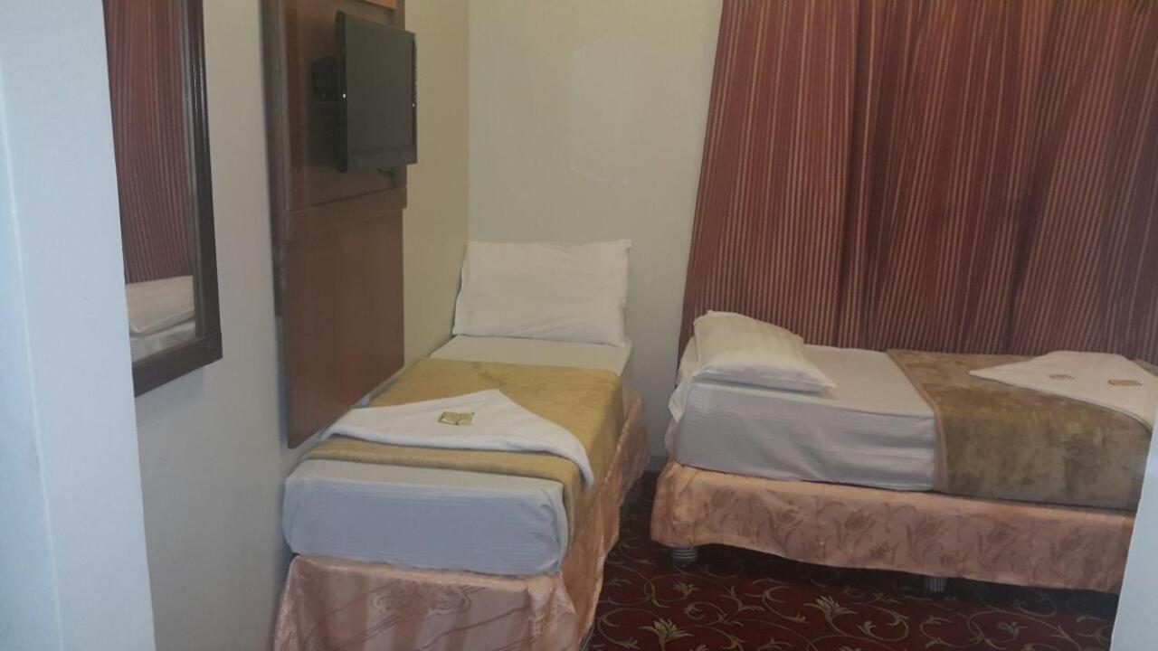 Sarh Al Manamah 5 Hotel